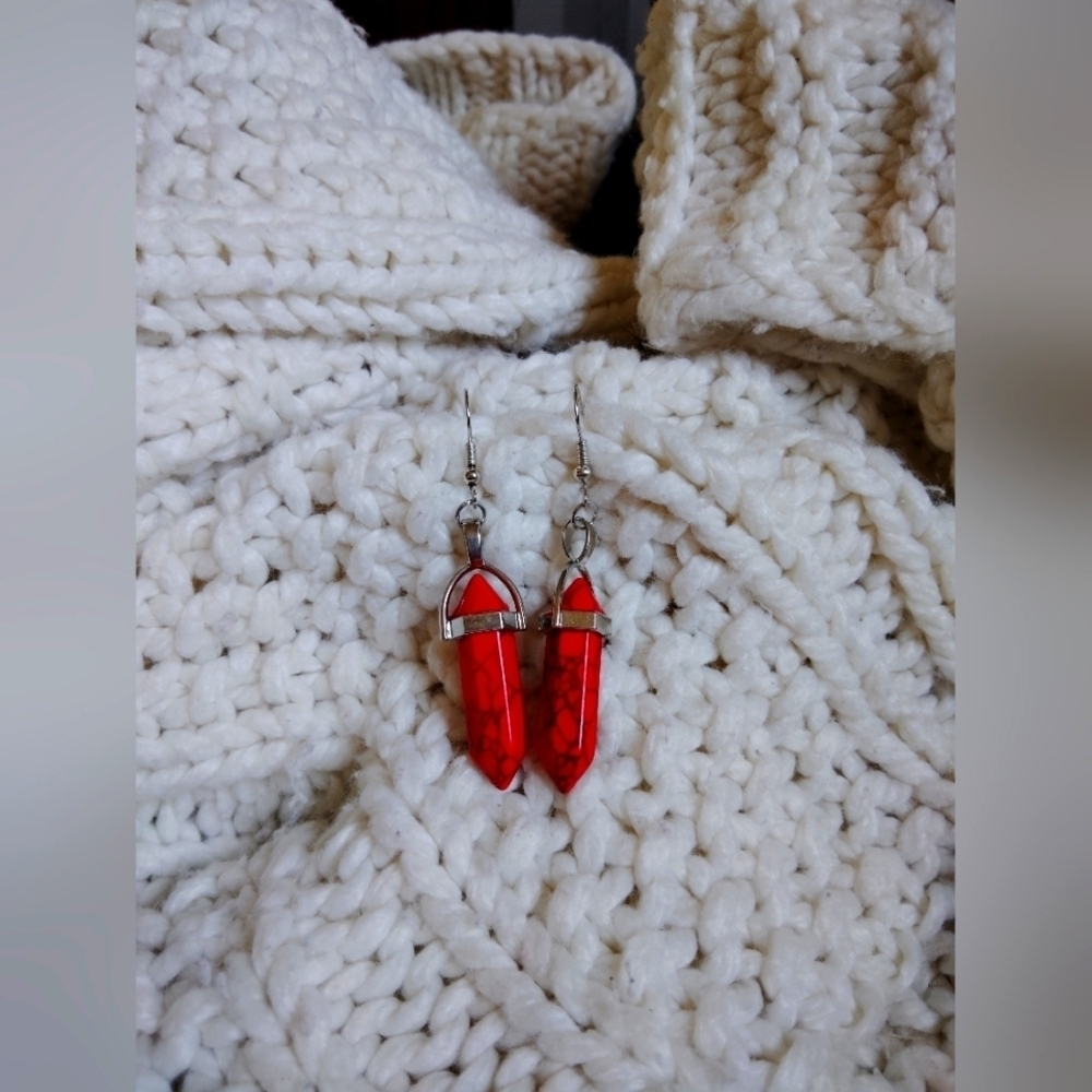 Bright Red Crystal Dangle Earrings! NIP